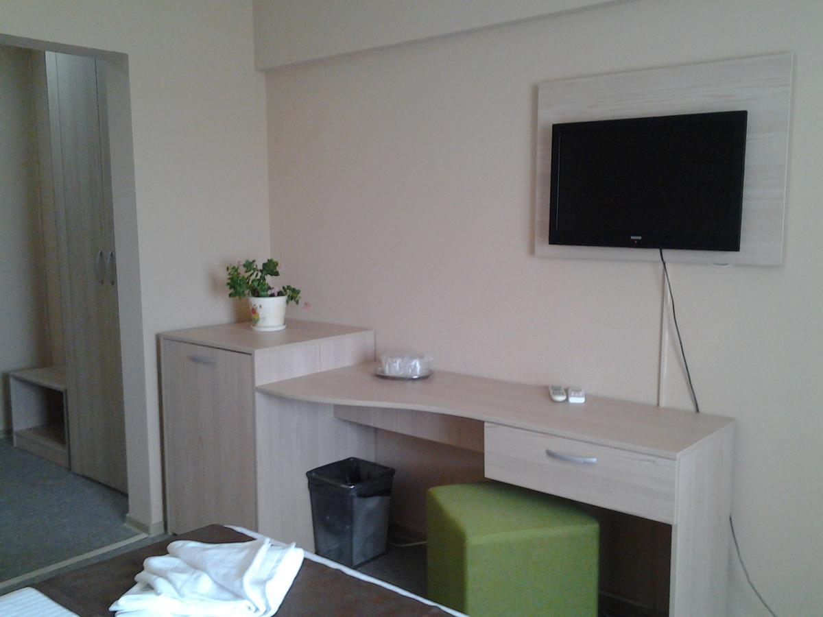 Hostel Nova Route Năvodari Buitenkant foto