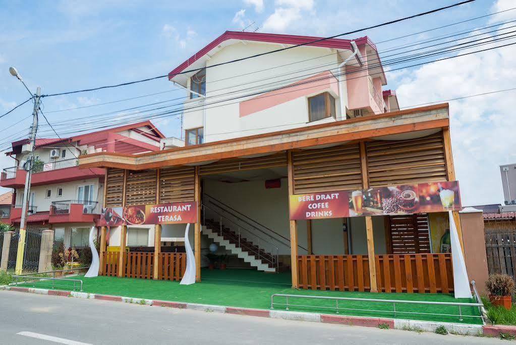 Hostel Nova Route Năvodari Buitenkant foto