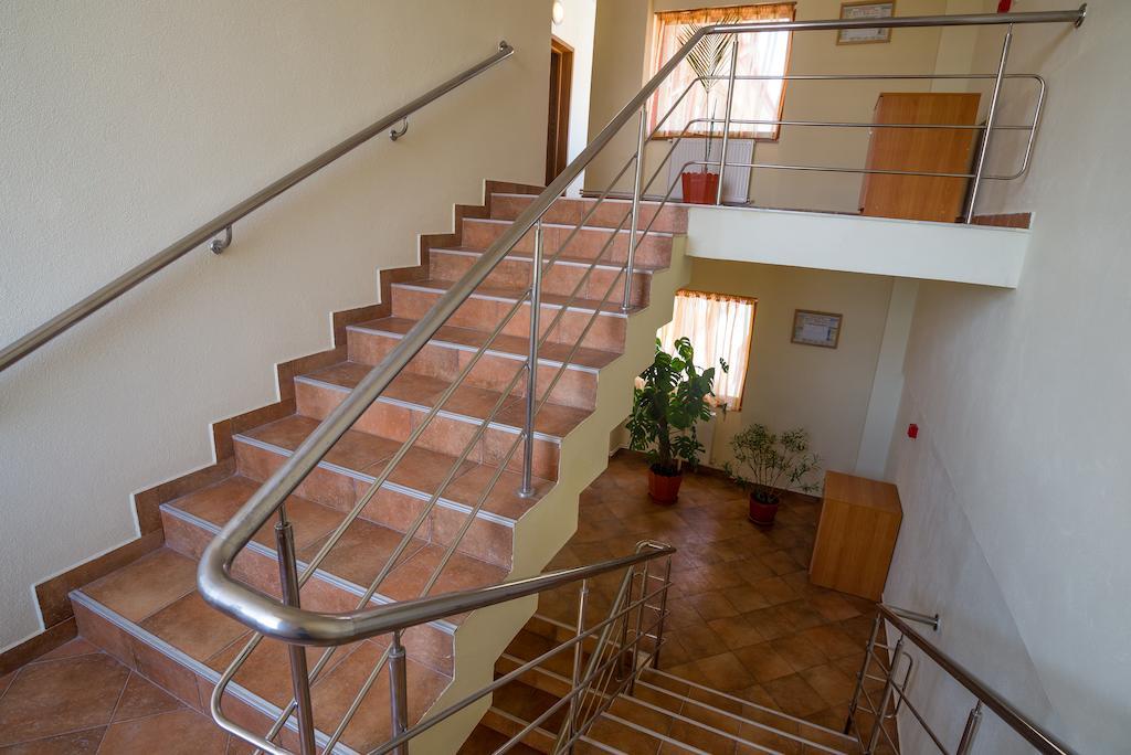 Hostel Nova Route Năvodari Buitenkant foto
